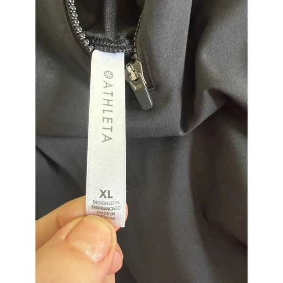Athleta Womens XL Black Quarter Zip Sleeveless Mesh Back Athletic Tennis Dress - Picture 3 of 4